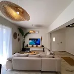 Ionias Seaside 公寓 罗希姆诺
