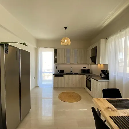 Ionias Seaside דירה